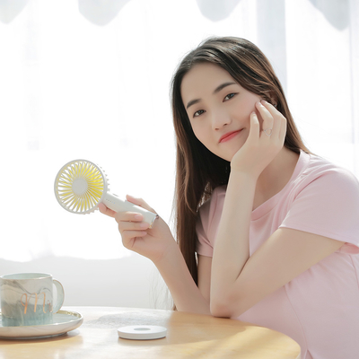 2019 sıcak satış taşınabilir şarj edilebilir mini fan 2000 mah KC PSE pil el fanı