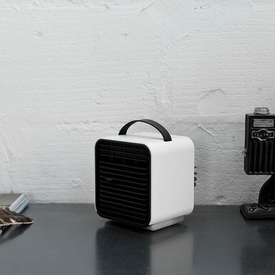 Şarj Edilebilir Elde Taşınabilir Hava Soğutucu Fan Pil 150ml Su Püskürtme Soğutucu Fan